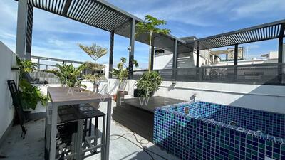 For Rent - Suites 28