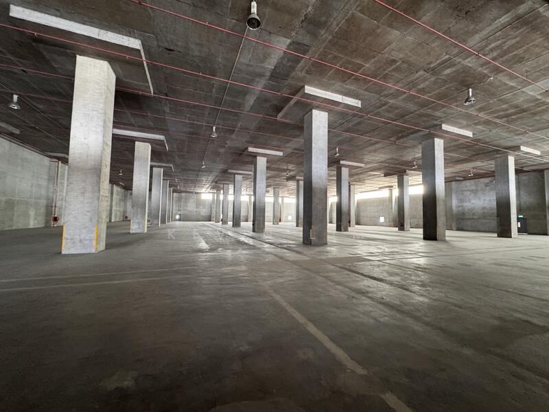 CHEAP & BIG Floor-plate Warehouse near MRT