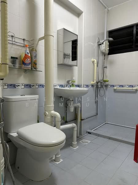 639 Rowell Road, 639 Rowell Road, Room Rental, 250 sqft, HDB Flat For Rent, by Seenuvasan Balamurugan (Bala), 500026803 - Bathroom - PropertyGuru.com.sg