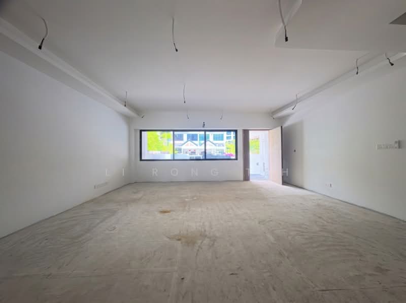 ❤️ IDEAL FAMILY HOME! BRAND NEW IN D16! SHORT WALK TO AMENITIES!, Simpang Bedok / Jalan Pari Burong / Jalan Pari Dedap, 7 Bedrooms, 5,260 sqft, Terraced House For Sale, by Li Rong Teh, 500026858 - Interior - PropertyGuru.com.sg