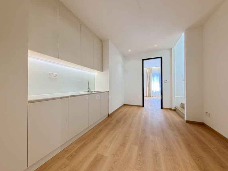 ❤️ IDEAL FAMILY HOME! BRAND NEW IN D16! SHORT WALK TO AMENITIES!, Simpang Bedok / Jalan Pari Burong / Jalan Pari Dedap, 7 Bedrooms, 5,260 sqft, Terraced House For Sale, by Li Rong Teh, 500026858 - PropertyGuru.com.sg