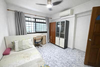 For Rent - 727 Tampines Street 71