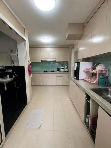 558 Hougang Street 51, 558 Hougang Street 51, 4 Bedrooms, 1,593 sqft, HDB Flat For Sale, by Tamil Chelvan, 500026910 - Kitchen - PropertyGuru.com.sg