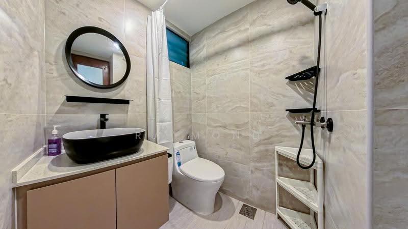 Simsville, 2 Geylang East Avenue 2, Eunos / Geylang / Paya Lebar, Room Rental, 140 sqft, Condominium For Rent, by Raymond Tay, 500026920 - Bathroom - PropertyGuru.com.sg