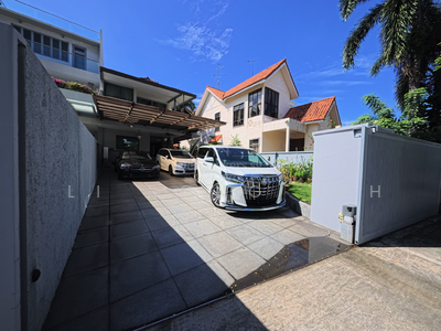 For Sale - ❤️ HUGE LAND SIZE SEMI D! OVER 4500+ SQFT! VIEW TODAY!