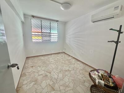 For Rent - 674 Hougang Avenue 8