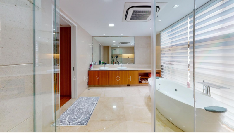 A Masterpiece of Waterfront Living - Luxurious Rare Seafront Bungalow in Sentosa Cove Bungalow House For Sale at S$ 33,500,000 | PropertyGuru Singapore - Bathroom