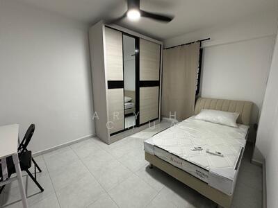 For Rent - 303 Jurong East Street 32