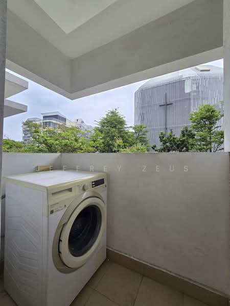 The Lucent, 99 Lorong N Telok Kurau, 3 Bedrooms, 1,012 sqft, Condominium For Rent, by Jeffrey Zeus, 500027011 - Balcony - PropertyGuru.com.sg