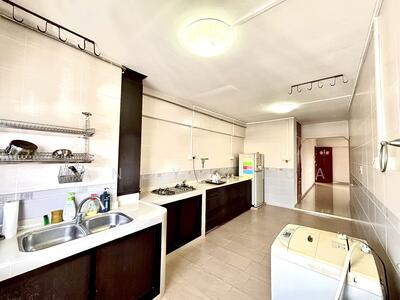 For Sale - 488 Jurong West Avenue 1