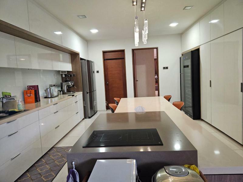 Well-Priced ✨ Kimis Avenue 🌿 | Prime Semi-D 🏡, Kismis Road, Clementi Park / Upper Bukit Timah, 5 Bedrooms, 4,000 sqft, Semi-Detached House For Sale, by Alfred Wu, 500027057 - Kitchen - PropertyGuru.com.sg