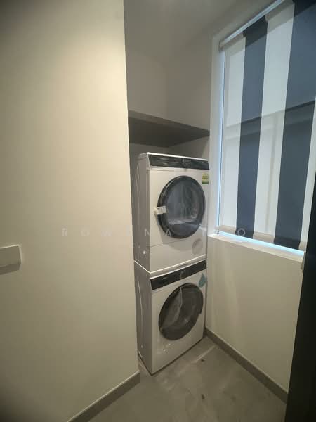 Jervois Mansion, 14 Jervois Close, 3 Bedrooms, 1,249 sqft, Condominium For Rent, by Rowena Teo, 500027088 - Yard area  - PropertyGuru.com.sg