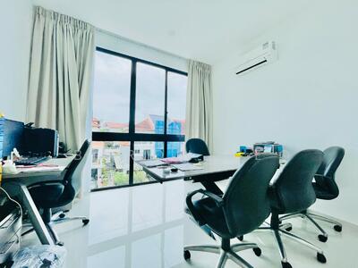 For Sale - Loyang Villas