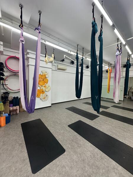 Tradehub 21, 18 Boon Lay Way, 1,055 sqft, Light Industrial (B1) For Rent, by Tan Guan Yu, 500027246 - Gym - CommercialGuru.com.sg