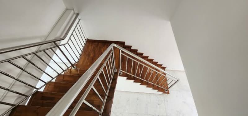 For Sale - 151 Yung Ho Road