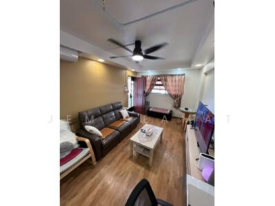 For Rent - 437 Tampines Street 43