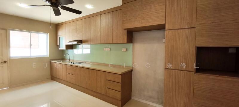 Semi Detached Toh Yi Drive, Toh Yi Drive, 5 Bedrooms, 4,300 sqft, Semi-Detached House For Rent, by Eugene Choo 朱修仁, 500027385 - Kitchen - PropertyGuru.com.sg