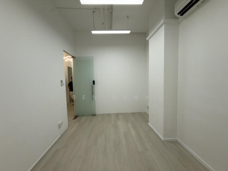 Midview City, 20 Sin Ming Lane, 150 sqft, Light Industrial (B1) For Rent, by Ben Quah, 500027392 - Interior - CommercialGuru.com.sg