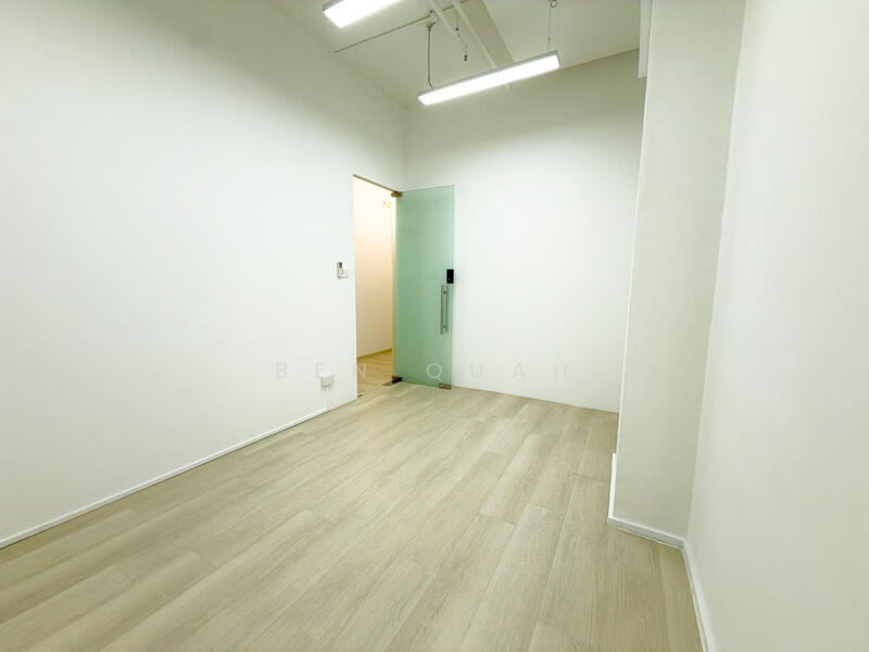 Midview City, 20 Sin Ming Lane, 150 sqft, Light Industrial (B1) For Rent, by Ben Quah, 500027392 - Interior - CommercialGuru.com.sg