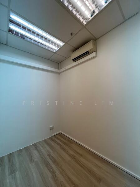 Wcega Tower, 21 Bukit Batok Crescent, 969 sqft, Light Industrial (B1) For Sale, by Pristine Lim, 500027406 - Interior - CommercialGuru.com.sg