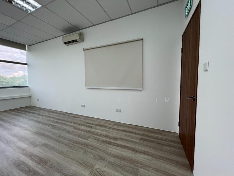 Wcega Tower, 21 Bukit Batok Crescent, 969 sqft, Light Industrial (B1) For Sale, by Pristine Lim, 500027406 - Interior - CommercialGuru.com.sg