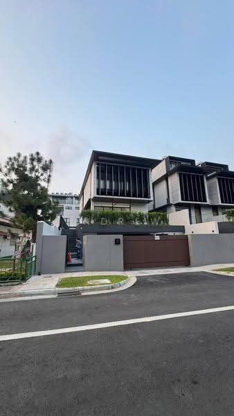 Brand New 4 Levels Detached House with Basement, Attic, Swimming Pool and Home Lift, Bournemouth Road, East Coast / Marine Parade, 7 Bedrooms, 8,826 sqft, Detached House For Sale, by Andrew Soh, 500027409 - Exterior - PropertyGuru.com.sg