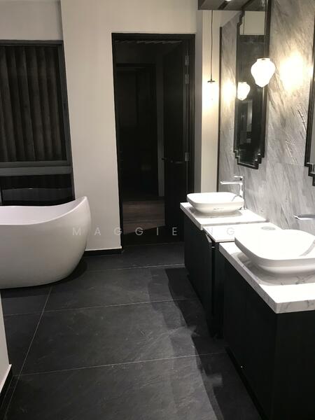 Conservation House @ Blair Road for Rent, , 4 Bedrooms, 2,814 sqft, Conservation House For Rent, by Maggie Ng, 500027434 - Bathroom - PropertyGuru.com.sg