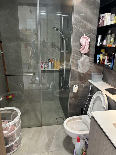 Whistler Grand, 109 West Coast Vale, 2 Bedrooms, 614 sqft, Condominium For Rent, by Albert Wong, 500027449 - Toilet - PropertyGuru.com.sg