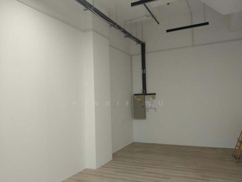 City Gate, 371 Beach Road, 484 sqft, Mall Shop For Sale, by Winnie Wu, 500027493 - Interior - CommercialGuru.com.sg