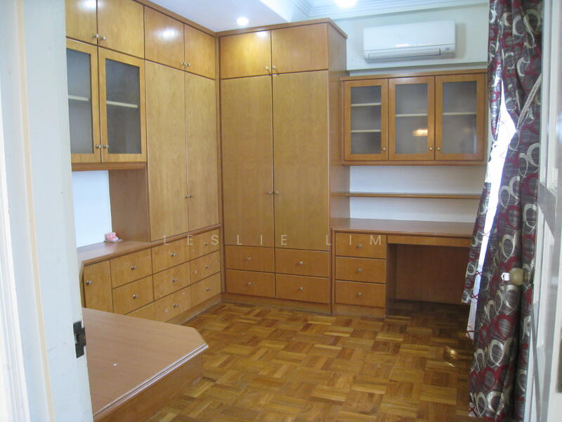 Common Bedroom 3 / Study