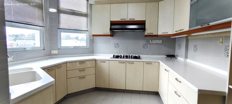 Crescendo Park, 6 Jalan Tua Kong, 4 Bedrooms, 2,120 sqft, Condominium For Sale, by Leslie Lim, 500027498 - Kitchen - PropertyGuru.com.sg