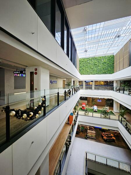 Dunearn Village / King Albert Park / Bukit Timah Plaza, Tanglin / Holland / Bukit Timah, 590 sqft, Mall Shop For Rent, by Audrey Wee, 500027503 - CommercialGuru.com.sg