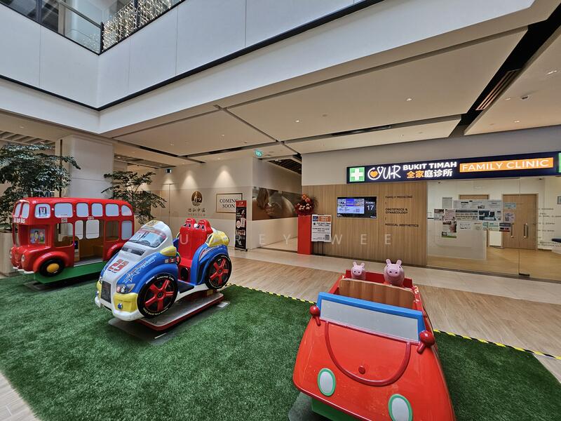 Dunearn Village / King Albert Park / Bukit Timah Plaza, Tanglin / Holland / Bukit Timah, 590 sqft, Mall Shop For Rent, by Audrey Wee, 500027503 - CommercialGuru.com.sg