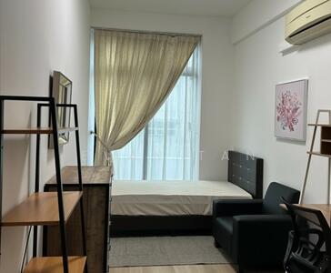 For Rent - Holland Hill Park