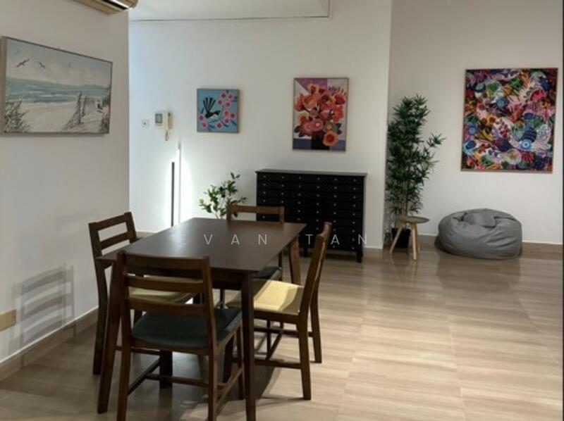 Holland Hill Park, 7 Holland Hill, Room Rental, 150 sqft, Condominium For Rent, by Evan Tan, 500027538 - Dining Room - PropertyGuru.com.sg