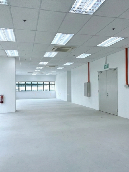 Harbourside Building 2, 2 Boon Leat Terrace, 2,240 sqft, Light Industrial (B1) For Rent, by Jeremy Lim, 500027592 - Interior - CommercialGuru.com.sg