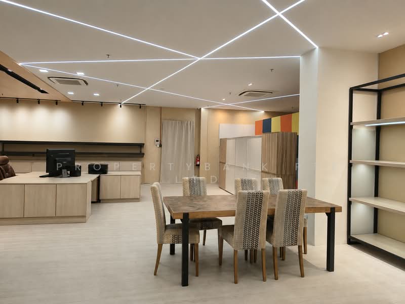 Ground Floor Business Space with Beautifully Fitted Office Near MRT, Eunos / Geylang / Paya Lebar, 7,480 sqft, Light Industrial (B1) For Rent, by SHARON, 500027602 - Interior - CommercialGuru.com.sg
