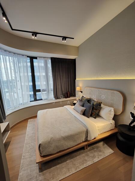 Cape Royale Condominium For Sale at S$ 5,233,000 | PropertyGuru Singapore - Bedroom