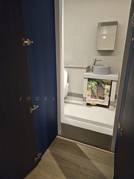 Tiong Bahru duplex studio walk-up, 719b havelock road, 1 Bedroom, 450 sqft, Shophouse For Rent, by Jocelyn Chia, 500027811 - Bathroom - PropertyGuru.com.sg