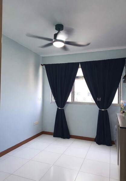 450A Sengkang West Way HDB Flat For Sale at S$ 650,000 | PropertyGuru Singapore - Interior