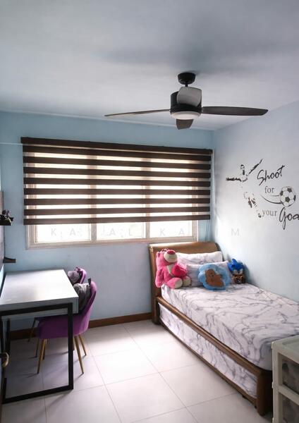 450A Sengkang West Way HDB Flat For Sale at S$ 650,000 | PropertyGuru Singapore - Bedroom