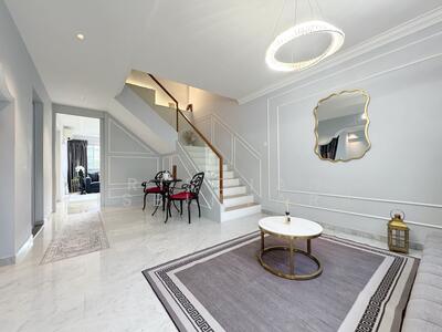 For Sale - 940 Tampines Avenue 5