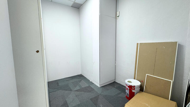 Peninsula Plaza, 111 North Bridge Road, City Hall / Clarke Quay, 3,552 sqft, Office For Rent, by Heng Yi Zen, 500027905 - Interior - CommercialGuru.com.sg