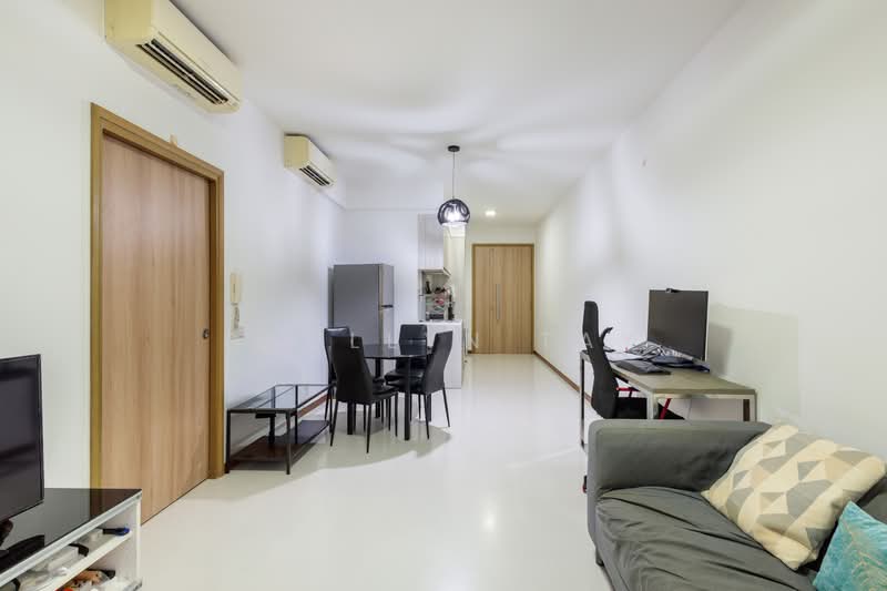 Waterfront Gold Condominium For Sale at S$ 980,000 | PropertyGuru Singapore - Interior