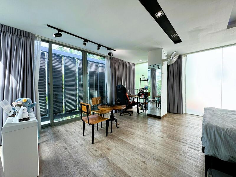 ★ 𝗟𝗮𝗻𝗱𝗲𝗱 𝗘𝘅𝗰𝗲𝗹𝗹𝗲𝗻𝗰𝗲 ★ Kembangan Vicinity, Jalan Senyum / Jalan Sayang / Jalan Senang, 4 Bedrooms, 3,466 sqft, Detached House For Sale, by Andy Cheng, 500027990 - Bedroom - PropertyGuru.com.sg