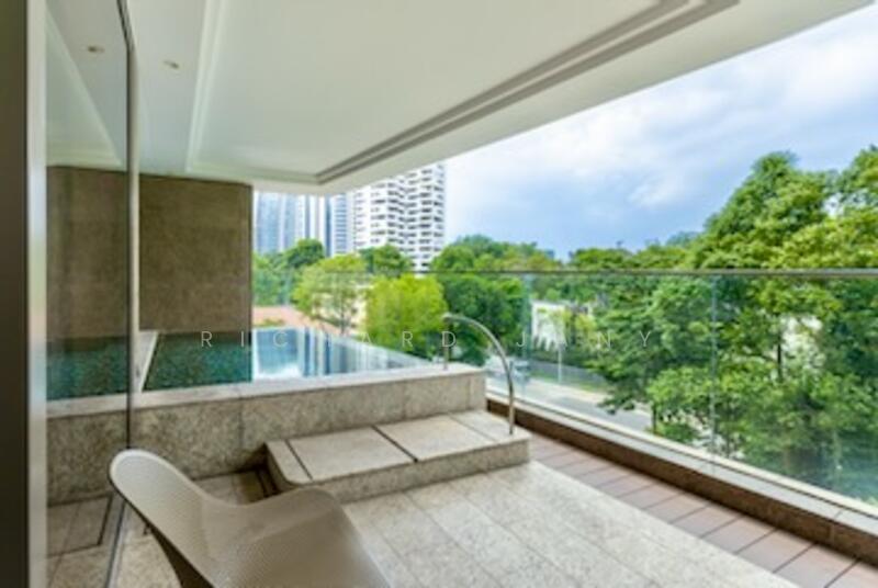 Parkview Eclat Balcony