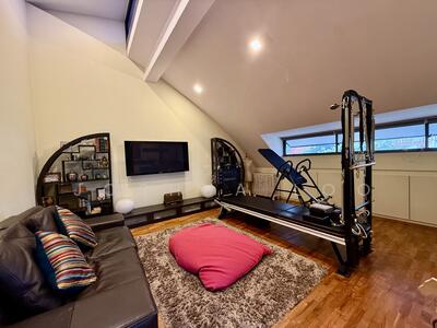 For Sale - ⭐️⭐️LANDED7772@ Siglap Renovated Corner Terrace