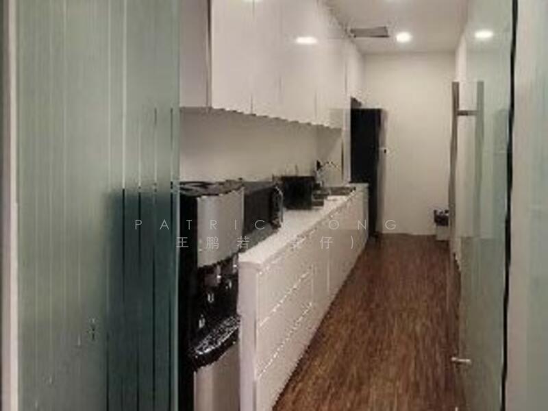 Six Battery Road Building, 6 Battery Road, 1,615 sqft, Office For Rent, by Patrick Ong 王鹏若(安仔), 500028172 - Pantry - CommercialGuru.com.sg