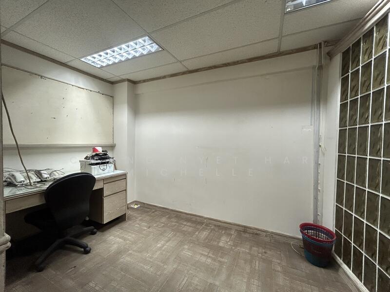 Textile Centre, 200 Jalan Sultan, 883 sqft, Office For Rent, by Chang Nyet Har Michelle, 500028186 - Office space - CommercialGuru.com.sg