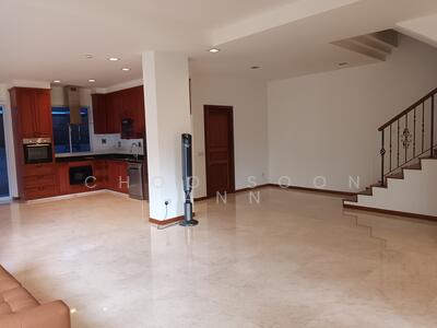 For Sale - 2.5 storey Semi-detached @ Frankel